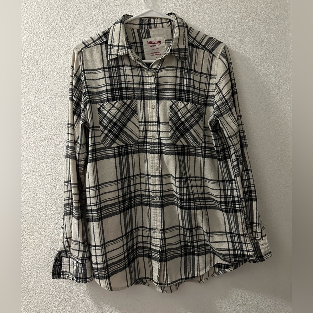 Mossimo women’s flannel.Size S.